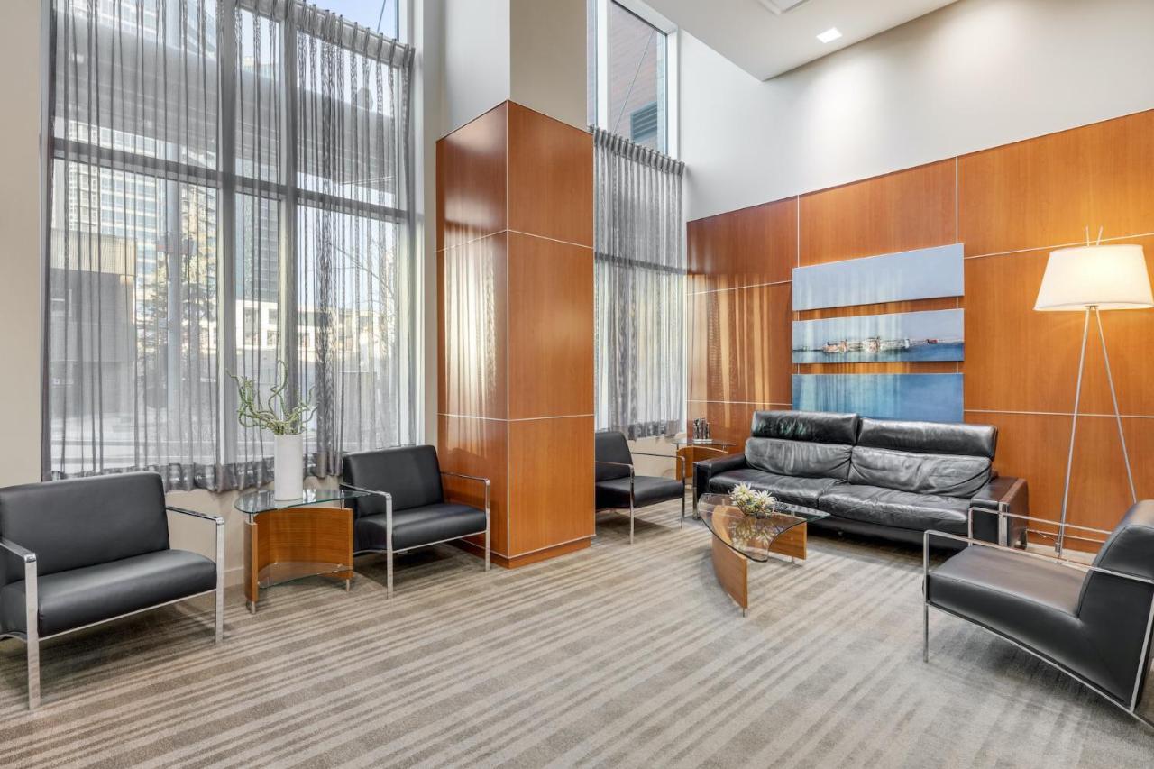 Globalstay Bmo Centre And Downtown Apartments YYC Екстериор снимка