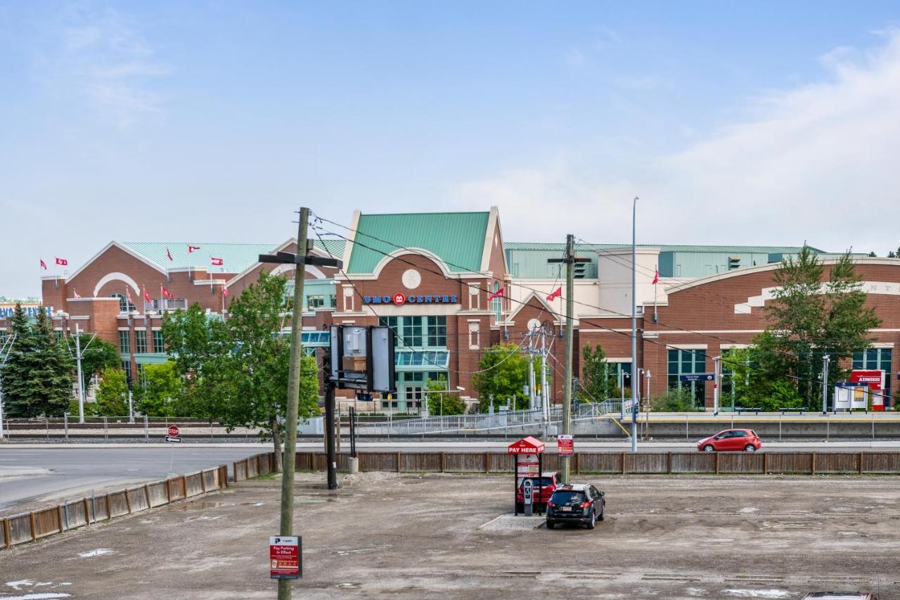 Globalstay Bmo Centre And Downtown Apartments YYC Екстериор снимка